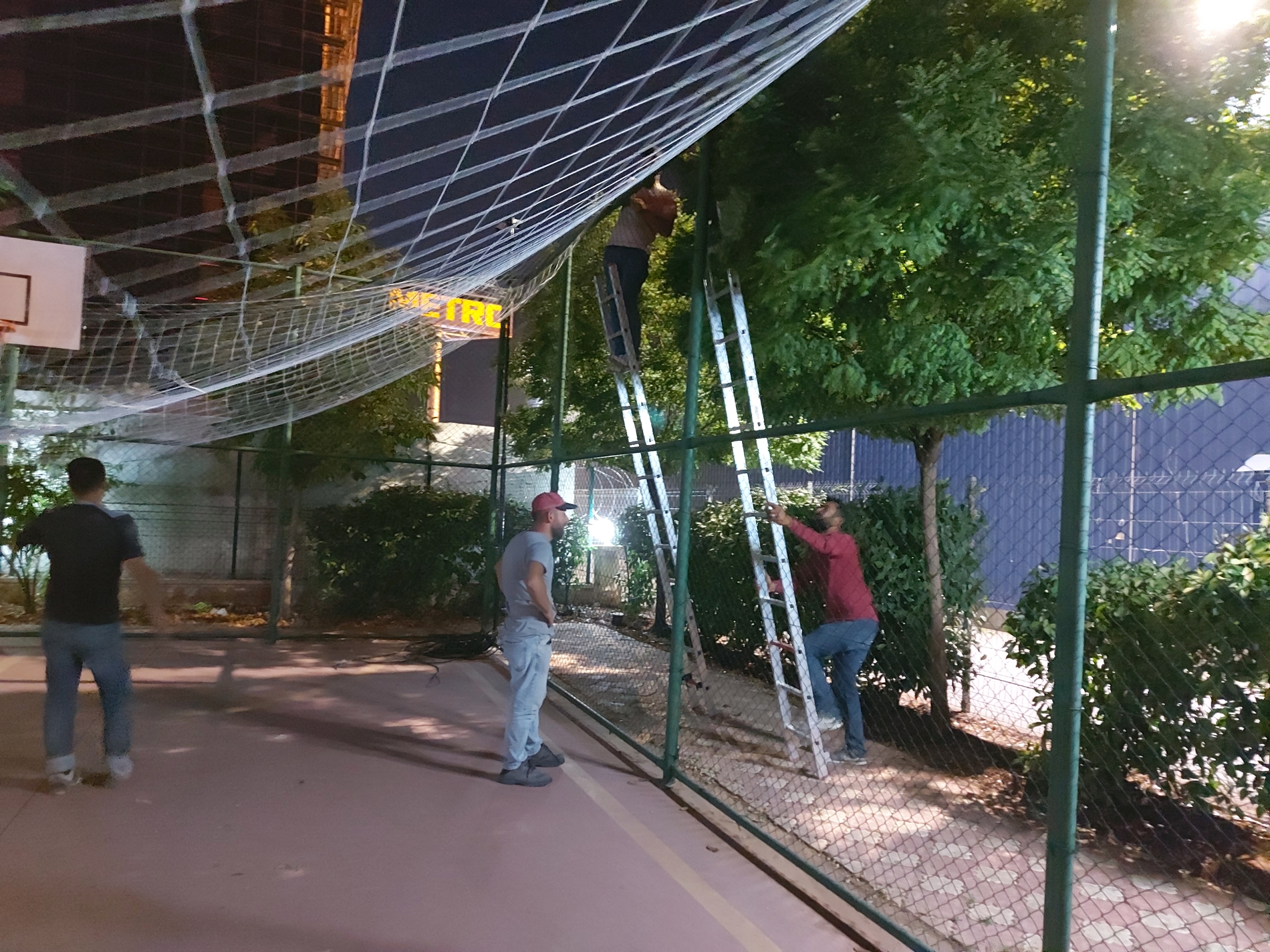 Basketbol Sahası Tavan Filesi